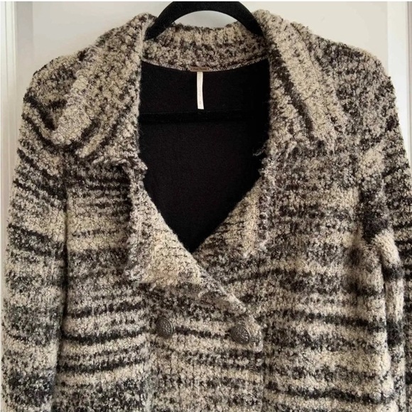 Cute & Cozy! Free People Small Boucle Double Breasted Blazer Cardigan Jacket M - Picture 4 of 9